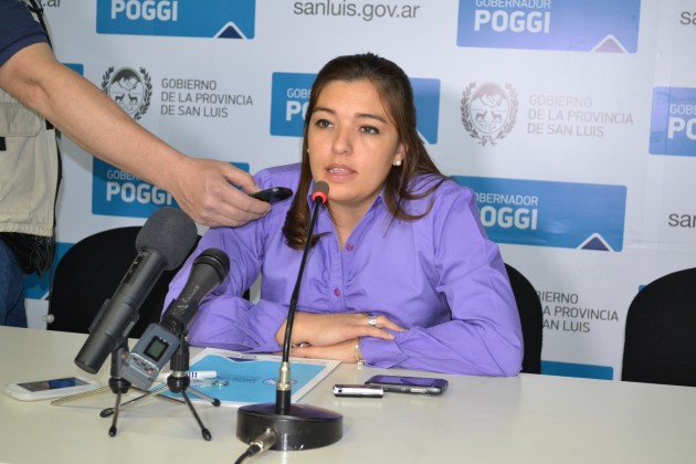 Lorena Domínguez, jefa de la Dirección de Personas Jurídicas