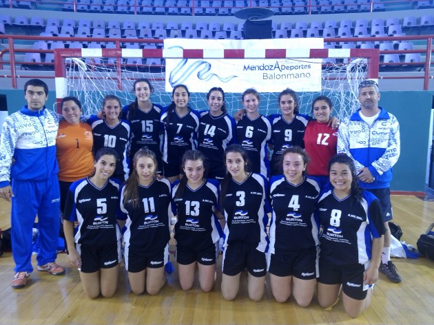 Las mendocinas esperan rival para jugar mañana la final