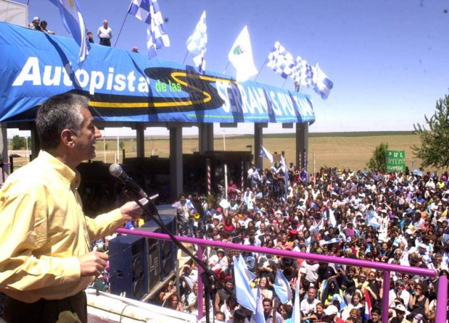 16-04-2003 Se inauguró la Autopista Serranías Puntanas.