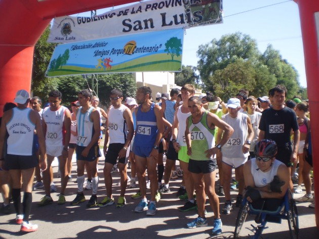 A las carreras que se organizan en la provincia viene gente de todas las localidades.