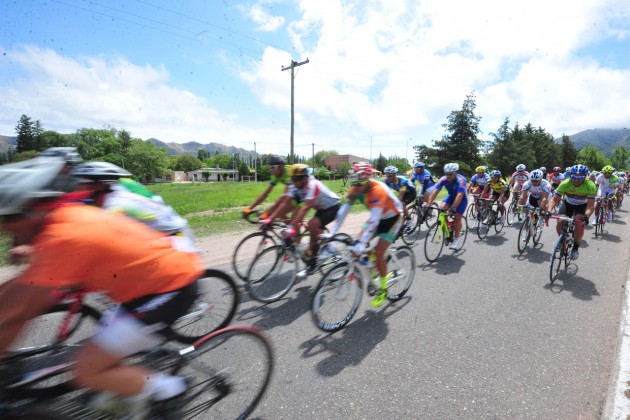 Los pedalistas de distintas partes del país, recorrieron 110 kilómetros en Potrero de los Funes y la zona serrana aledaña
