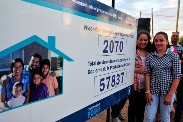 Durante la gestión Poggi se han entregado 2070 casas y 57837 desde el año 83