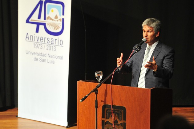 El gobernador durante su discurso en la apertura del Congreso