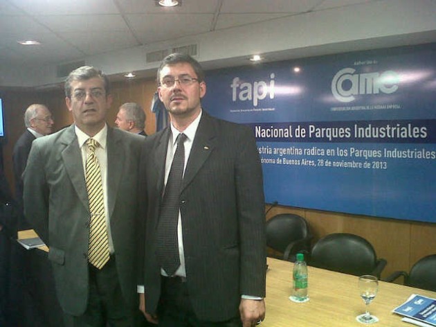 El jefe del Área Parques Industriales, Anwar Tarabay, junto a Luis De Luca, coordinador Ejecutivo de FAPI