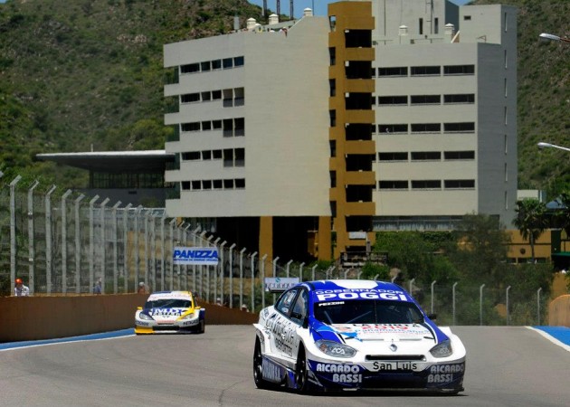 El Hotel Internacional Potrero de los Funes se encuentra dentro del circuito