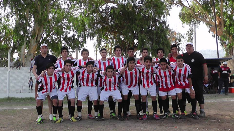  El Sub 17 mercedino fue campeón en La Rioja. Empató la serie con los locales y encontró el triunfo en los penales