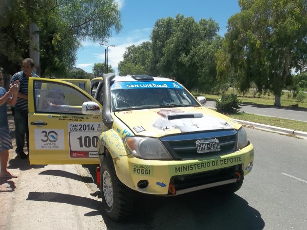 Una camioneta Dakar ya recorre la ciudad