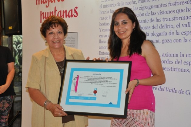La ministra de Turismo, Celeste Sosa fue la encargada de entregar el reconocimiento