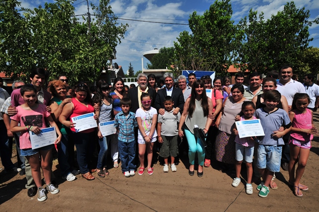 Veinticinco familias más concretarán el sueño de la vivienda propia