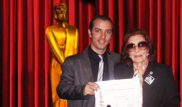 La cantora nacional Nelly Omar y el periodista Martín Marín, galardonados con el premio Martín Fierro