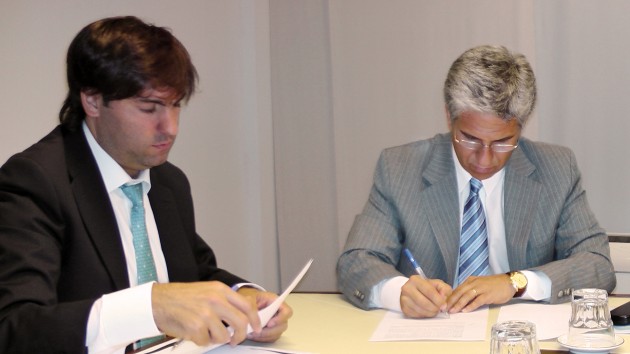 El gobernador Claudio Poggi junto al titular del ANSES, Diego Bossio