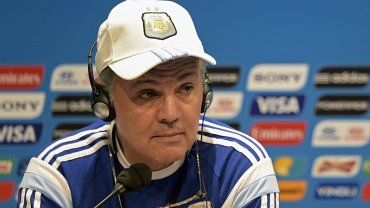 Sabella habló en conferencia