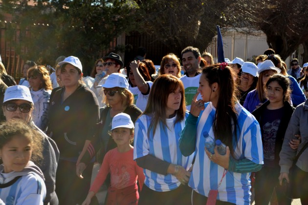 Cientos de personas de la zona sur participaron de la correcaminata 