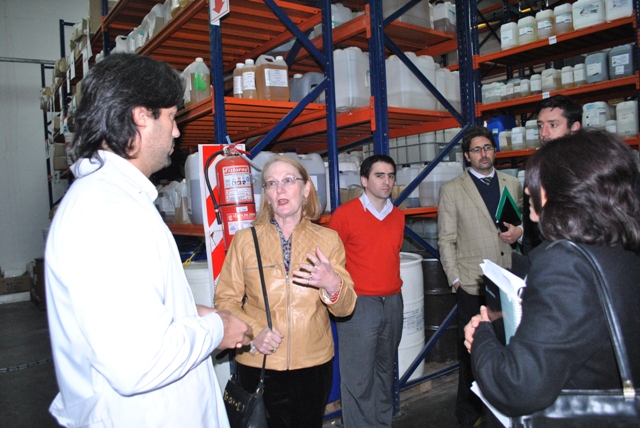 Carol Elliot visitó industrias de la ciudad de San Luis