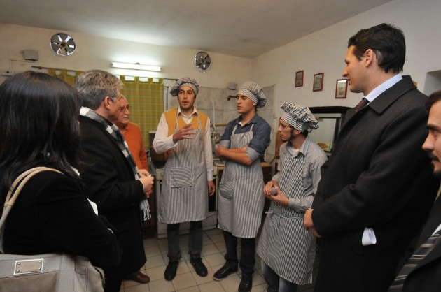 El gobernador Poggi junto a los nuevos empresarios