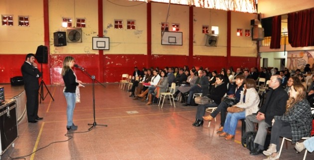 Dictaron la "I Jornada de actualización y devolución de nuevos diseños curriculares". 