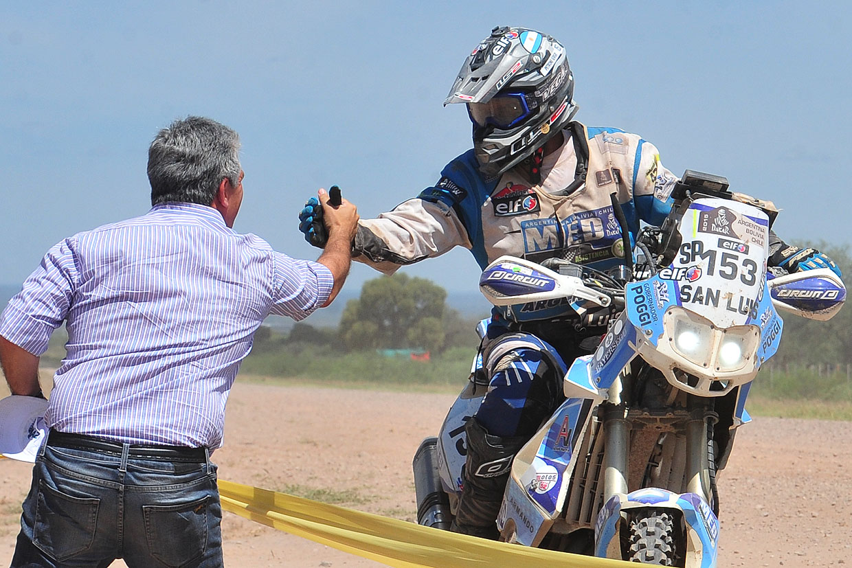 Poggi: “El paso del Dakar es un momento histórico”