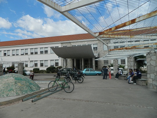 Un hombre de 75 años volcó con su auto en Balde