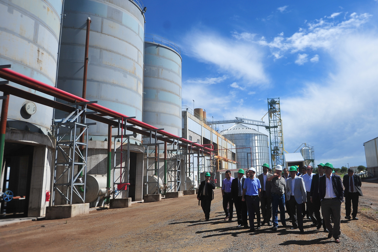 El vicegobernador visitó una planta productora de bioetanol