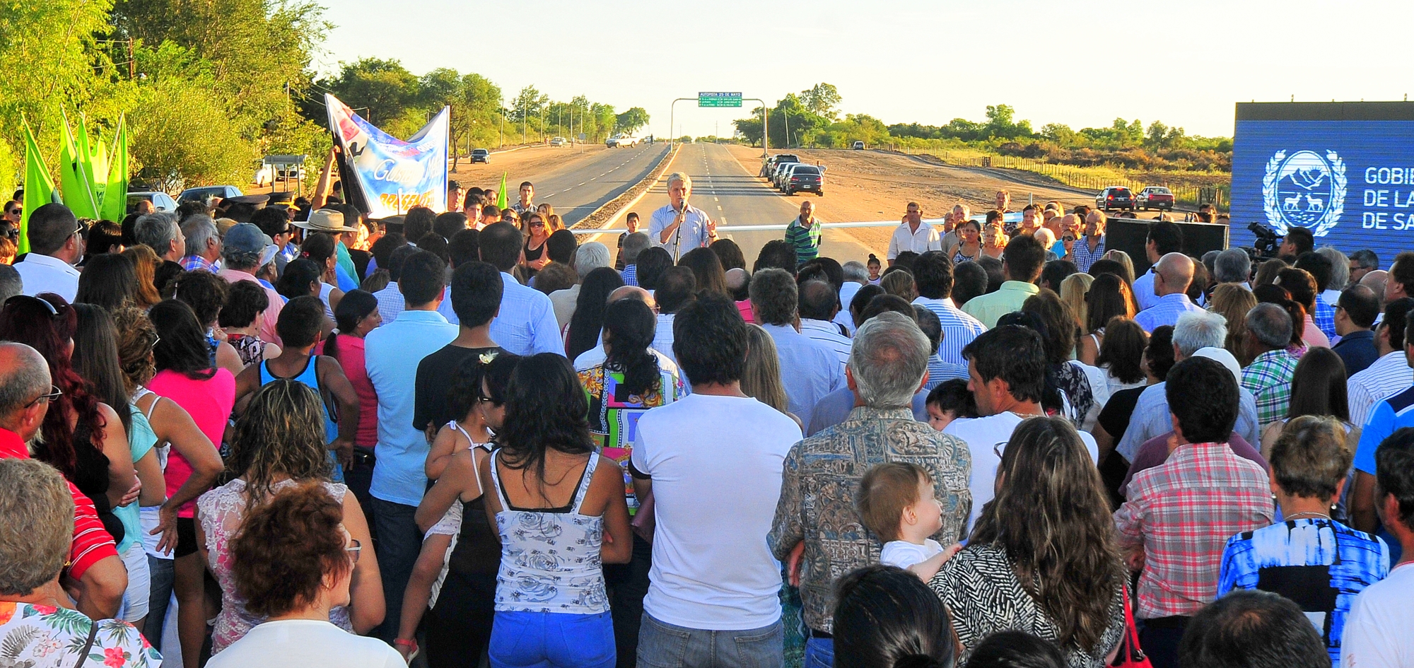 Poggi inauguró un nuevo tramo de la Autopista 25 de Mayo