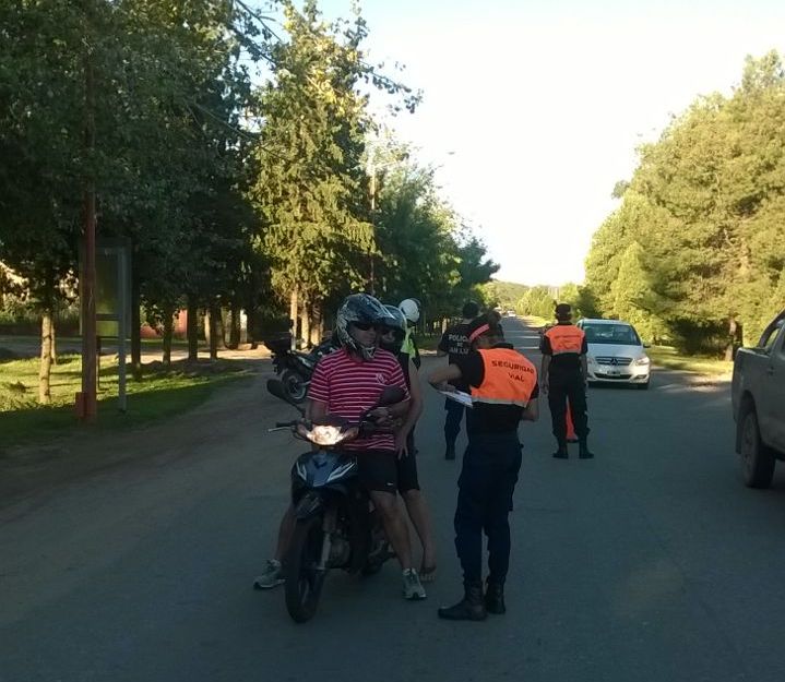 Realizaron controles vehiculares en Santa Rosa y Juana Koslay