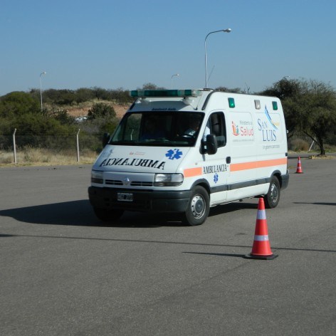 Una mujer en motocicleta fue atropellada