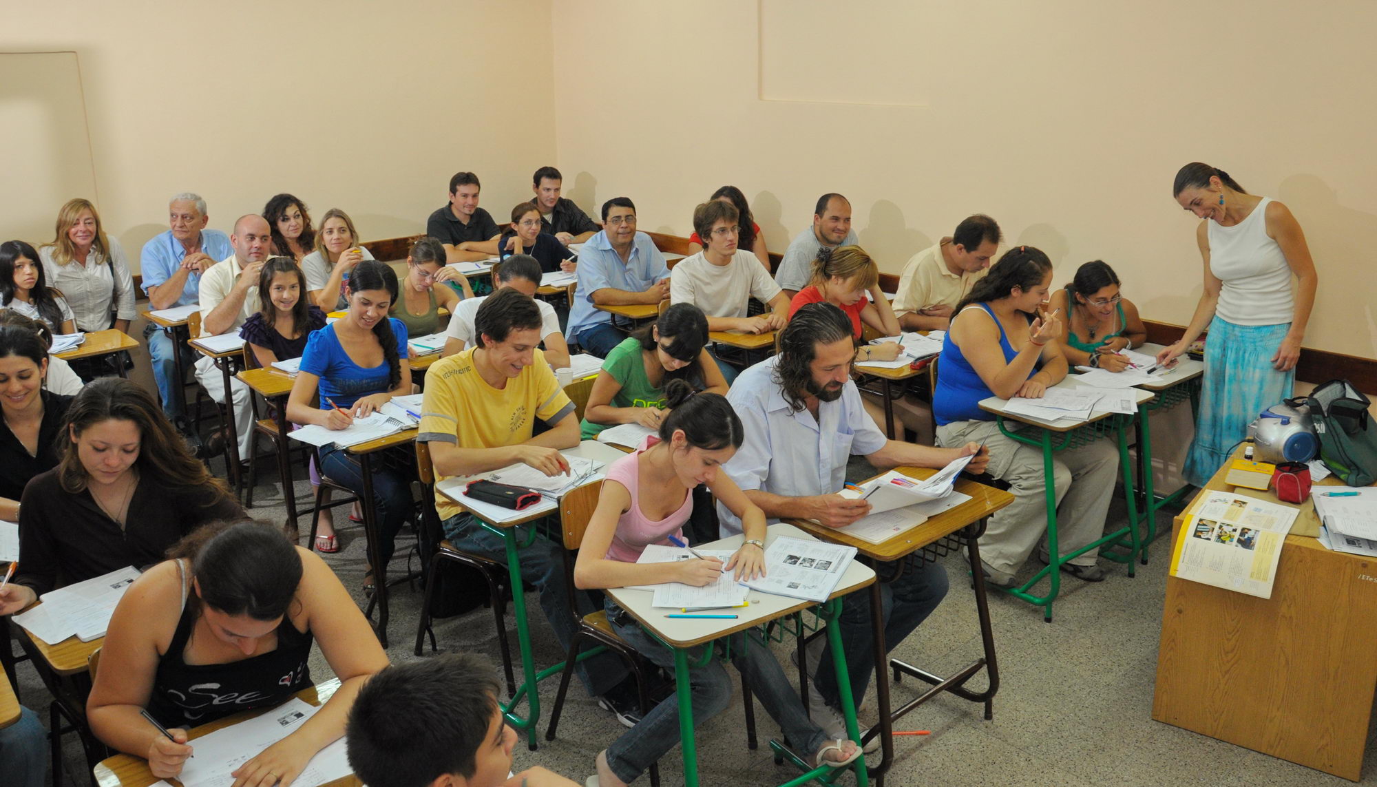 Con propuestas para todo público, comenzaron las clases en el Instituto de Idiomas