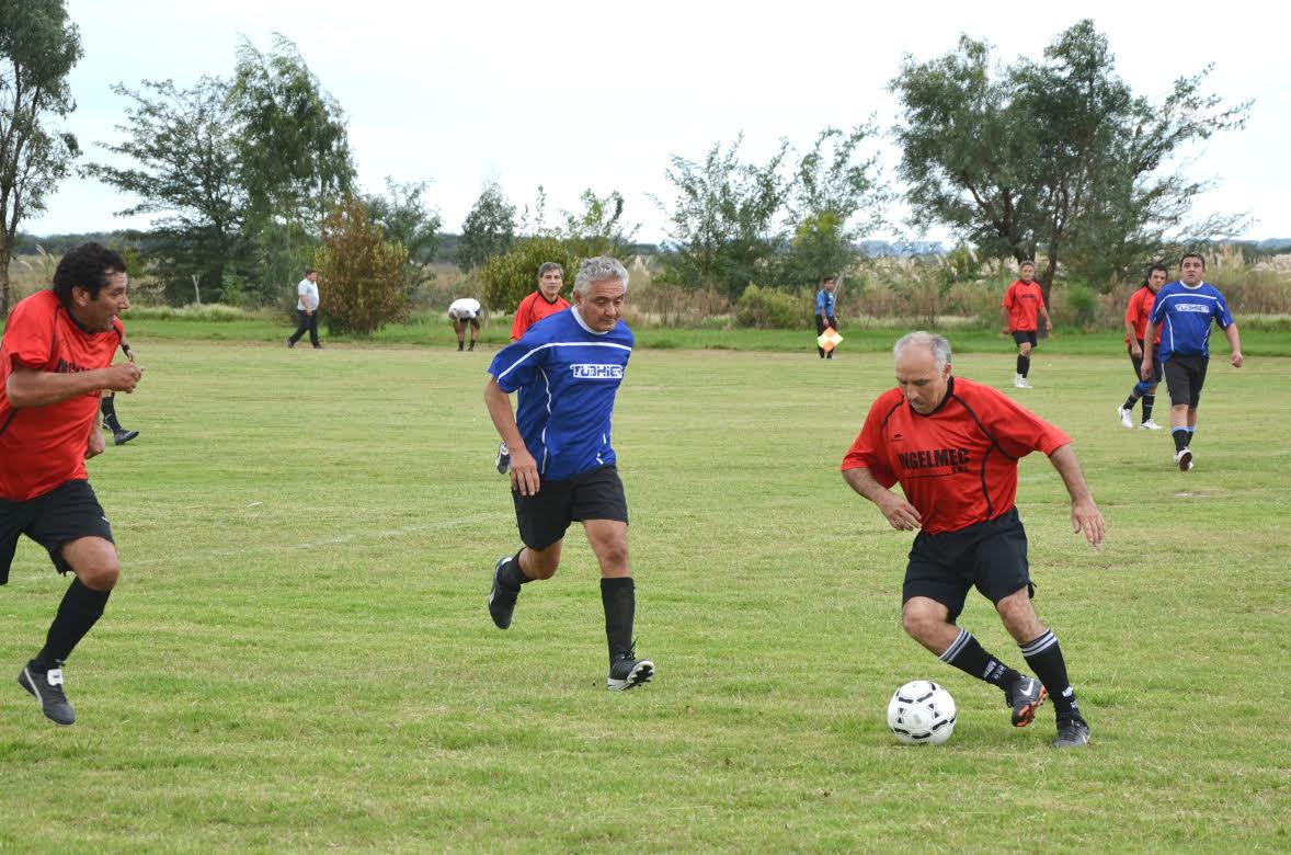 El fútbol senior juega fecha doble