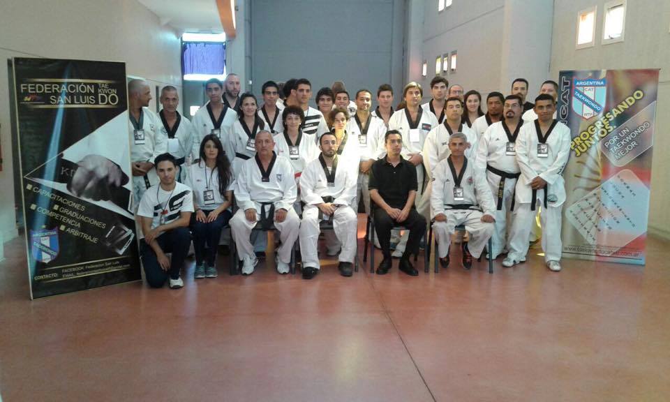 Seminario de taekwondo en el Trinquete