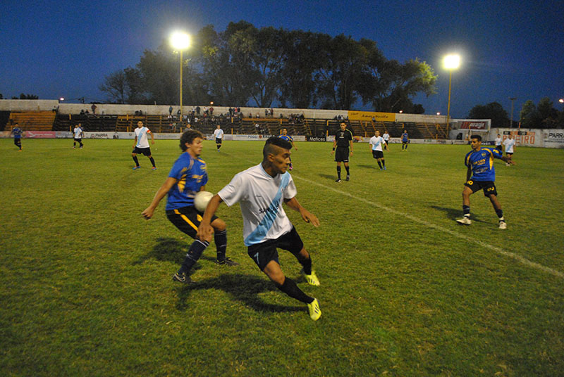 Defensores derrotó a Aviador Origone por penales