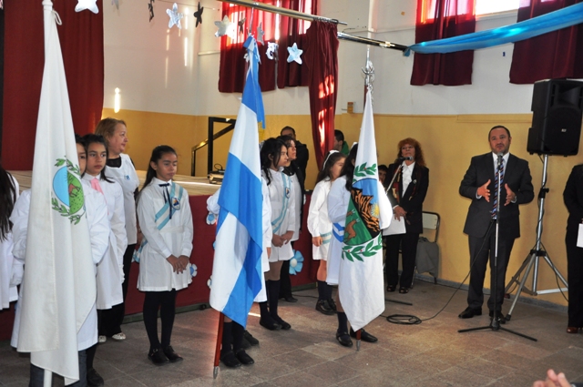 La Escuela Nº 98 “Gobernador José Santos Ortiz” festejó sus Bodas de Plata