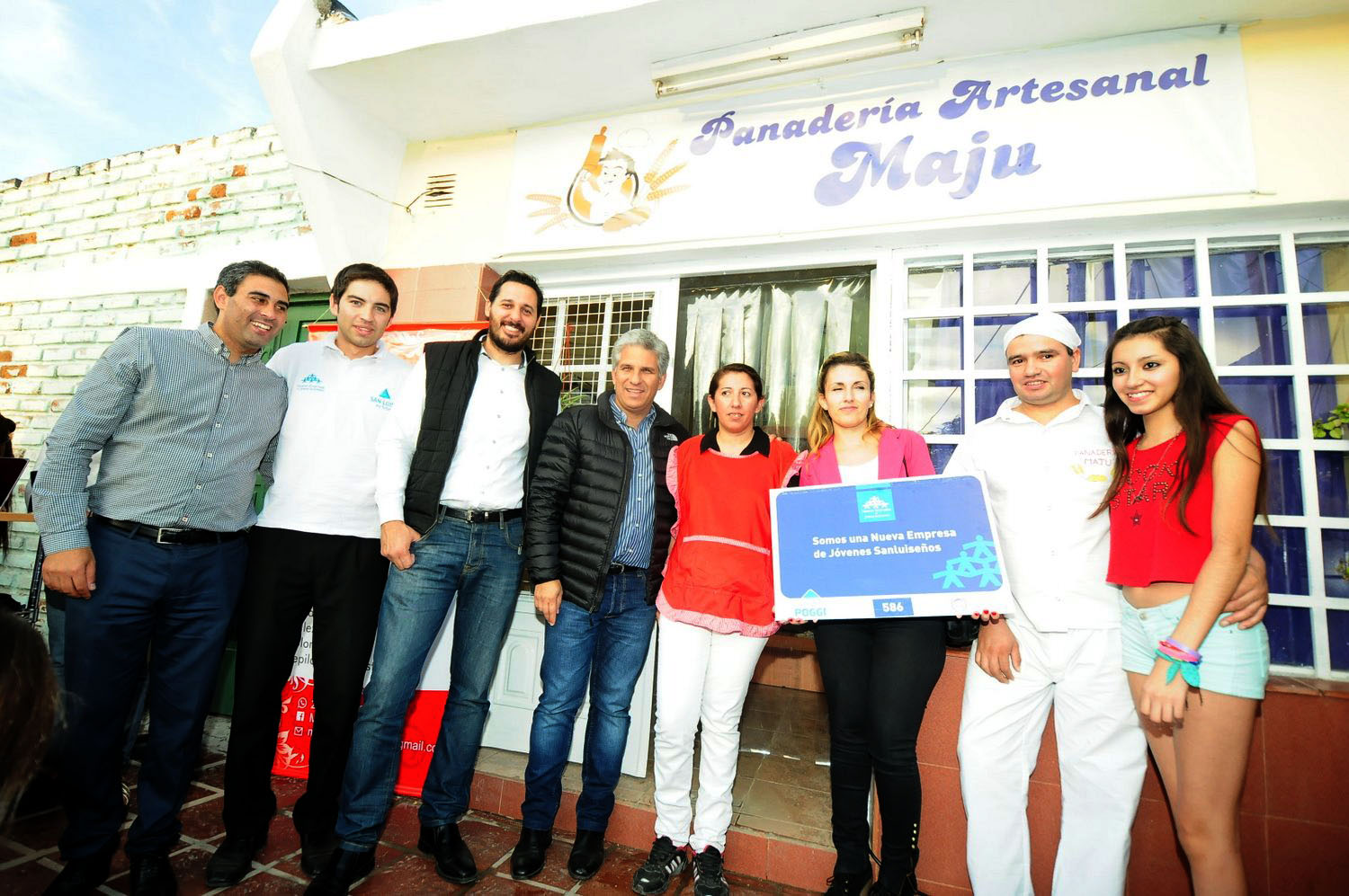 “Panadería Artesanal MAJU” abrió sus puertas en el Barrio AMPPyA