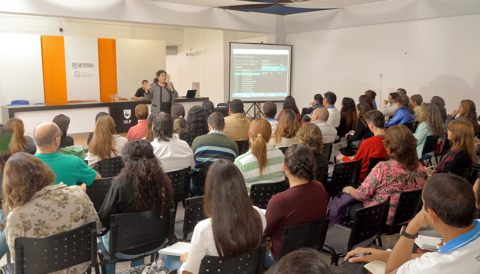 Los docentes de la 2ª etapa del PIE se preparan para recibir a los alumnos