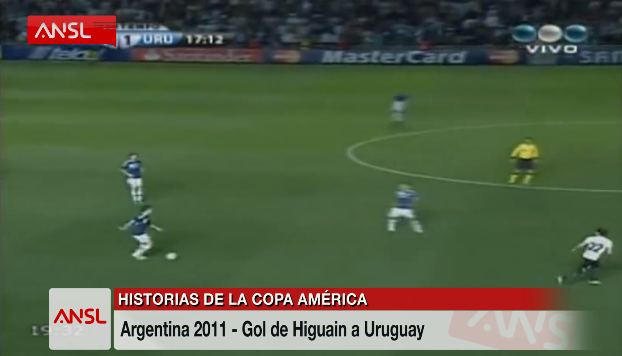 Gol de Gonzalo Higuaín a Uruguay