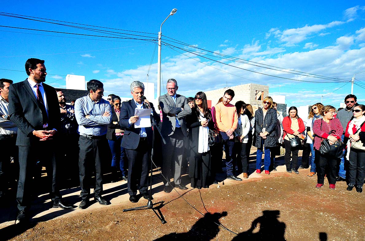 Poggi: “La Municipalidad abandonó los barrios de la ciudad de San Luis”