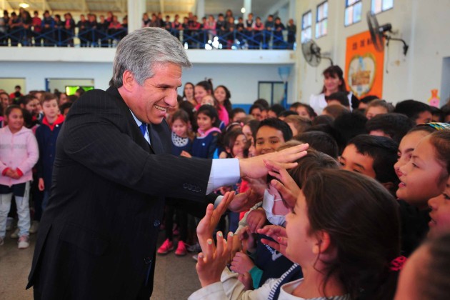 El gobernador visitó distintas localidades de los departamentos Pringles, Chacabuco y Junín. 