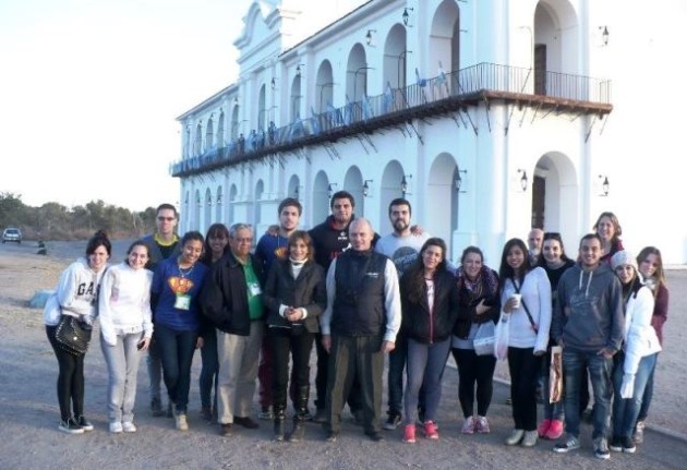 El pasea también los trasladó hasta la ciudad de La Punta donde se encuentra la réplica del Cabildo.