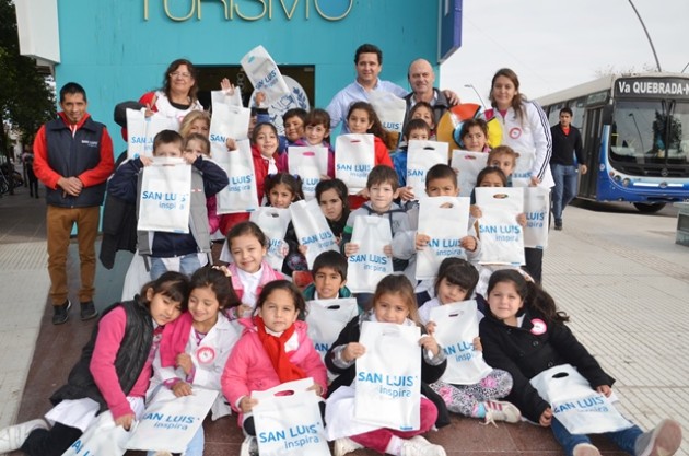 Alumnos de Villa de la Quebrada visitaron la ciudad de San Luis