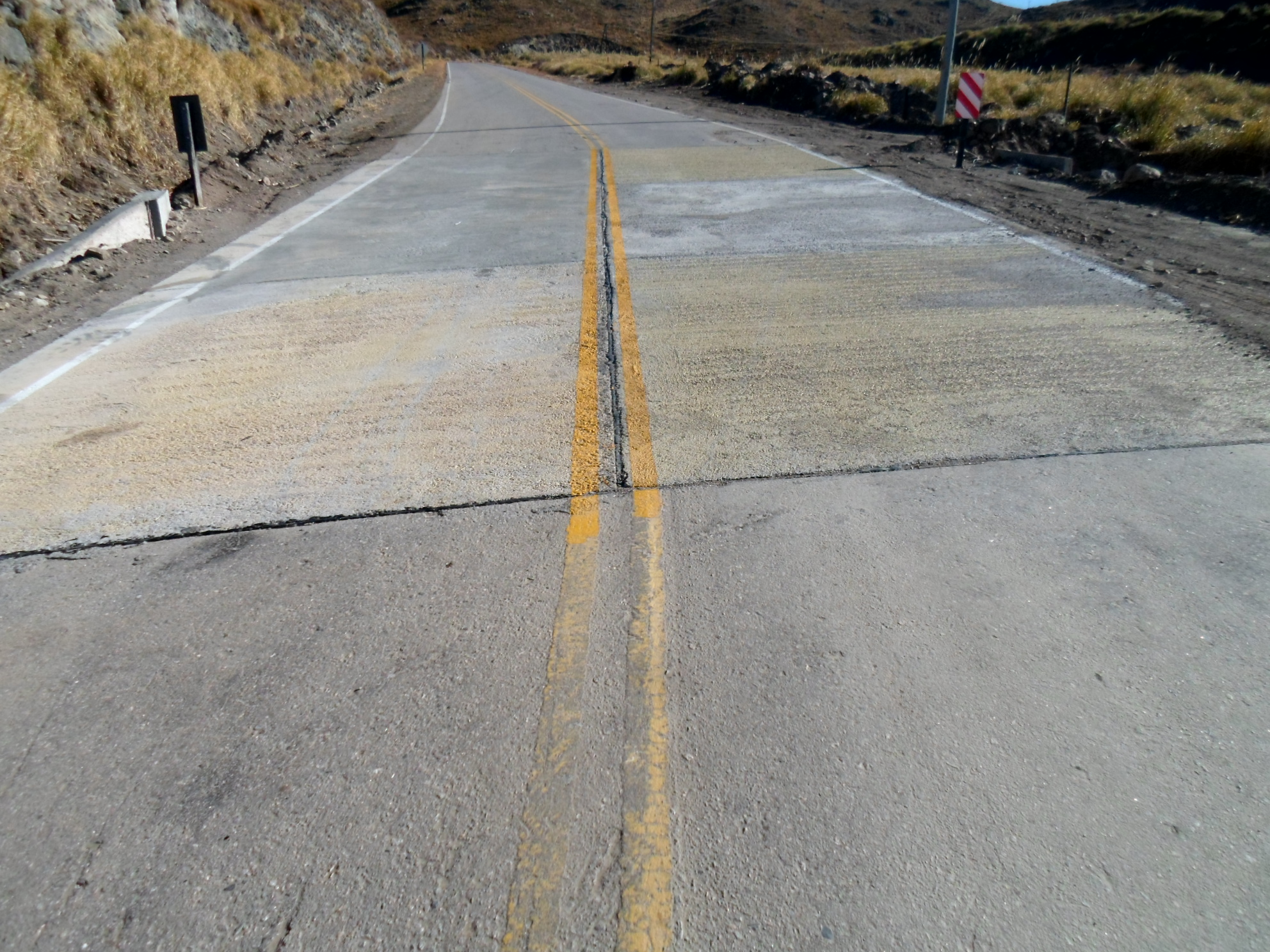 Construyeron drenajes en la Ruta N° 9 para evitar deterioros por aguas de vertientes