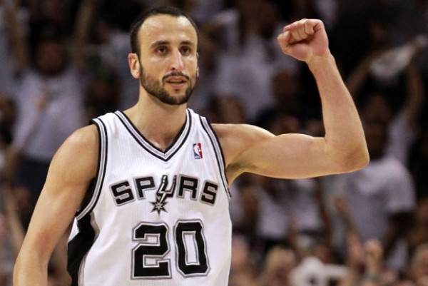 “Manu”Ginóbilli continuará jugando en la NBA