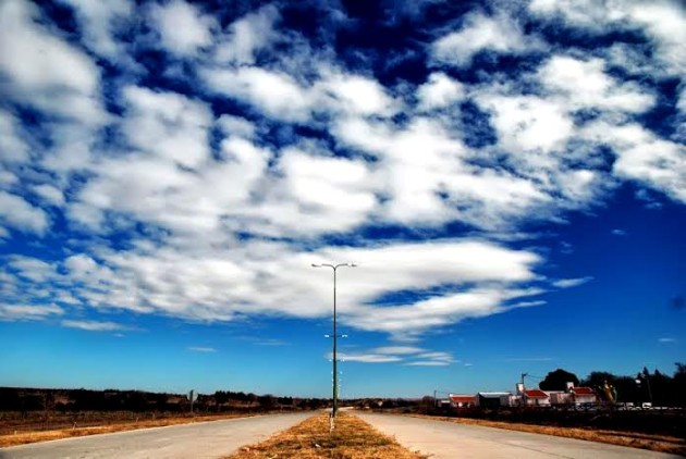 Las rutas y autopistas de la provincia están transitables y con visibilidad normal