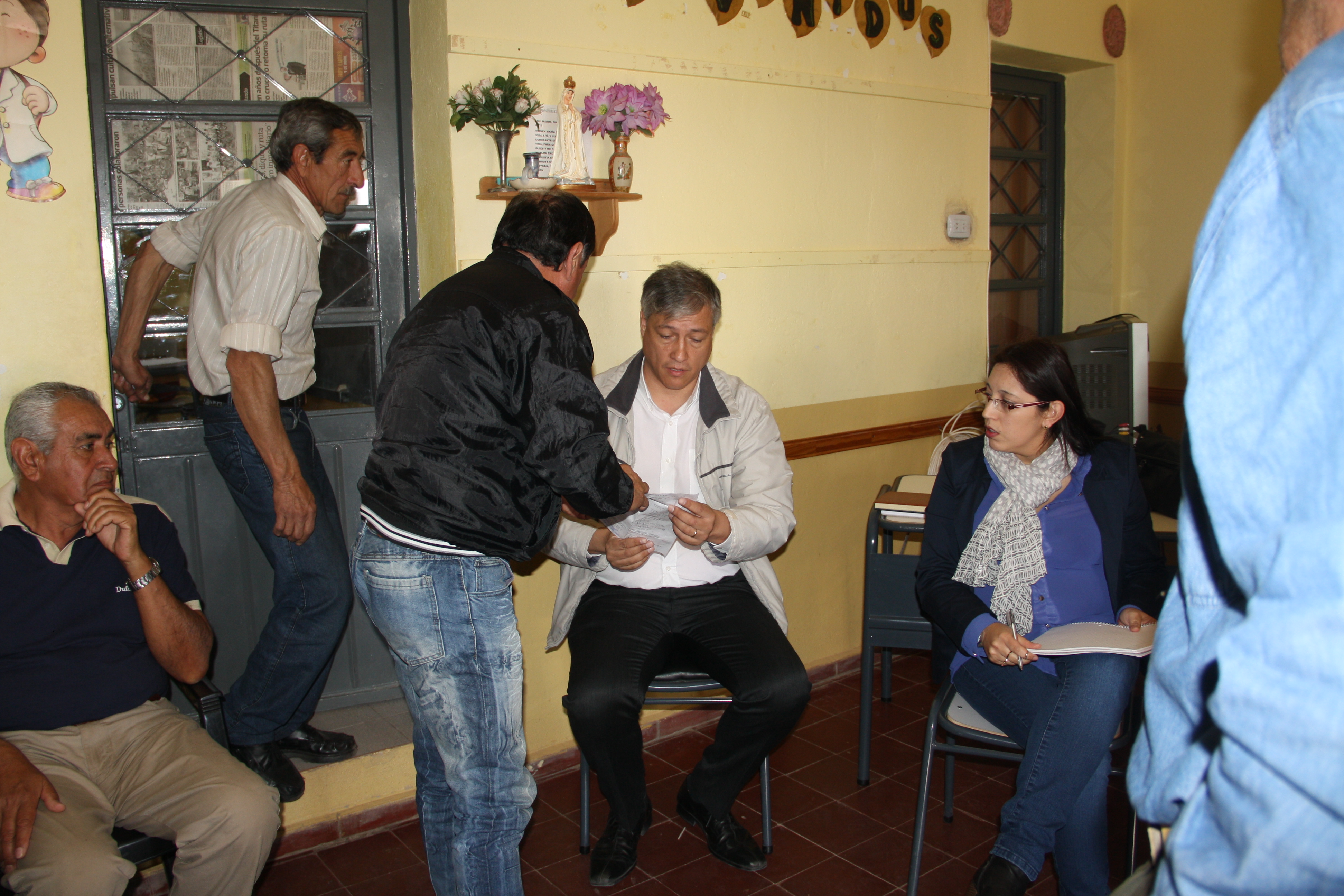 San Luis Agua se reunió con vecinos en La Botija