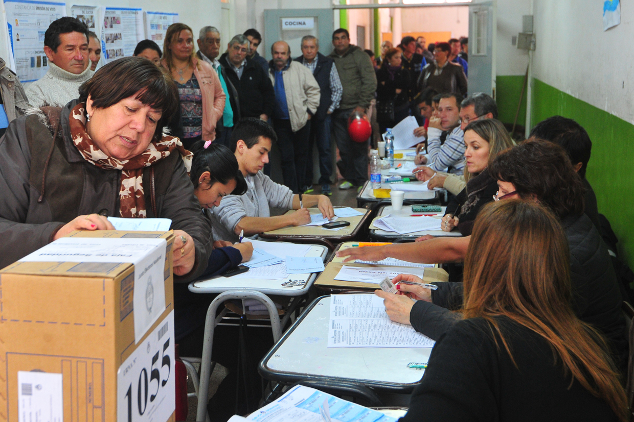 A las 21:00 se conocerán los primeros resultados