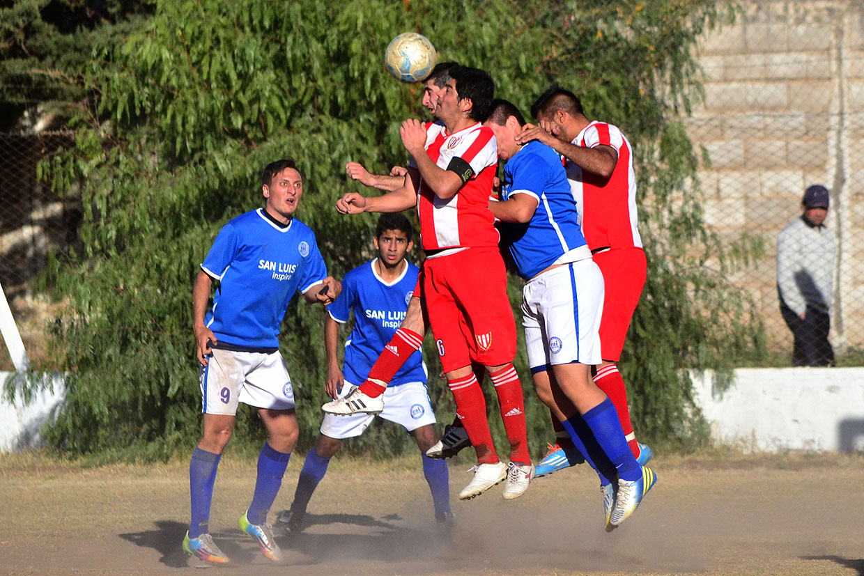 El Decagonal final juega una nueva fecha