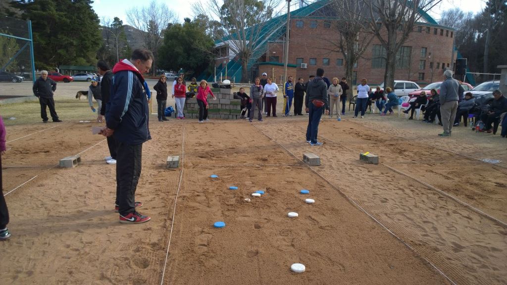 Grandes Amigos, siguen en competencia