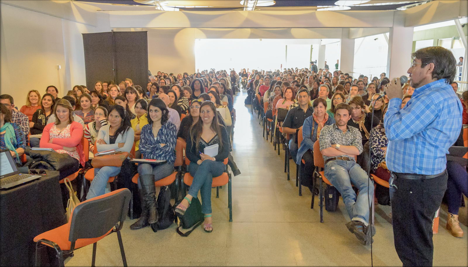 La ULP capacitó a más de 700 docentes del PIE y del 20/30