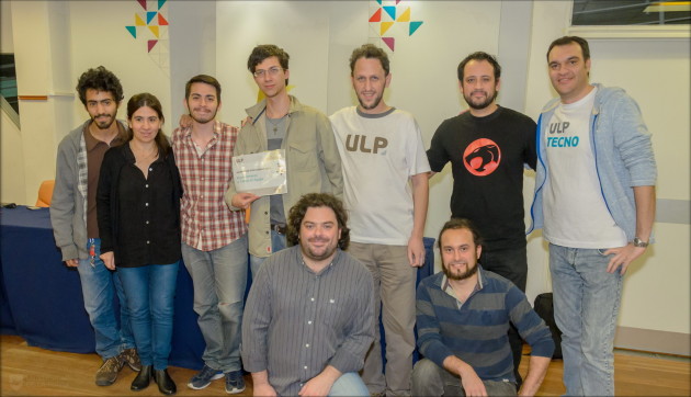 El grupo Battle Fruit obtuvo el primer puesto en la categoría Trabajo en Equipo en la Hackathon interdisciplinaria de la ULP.