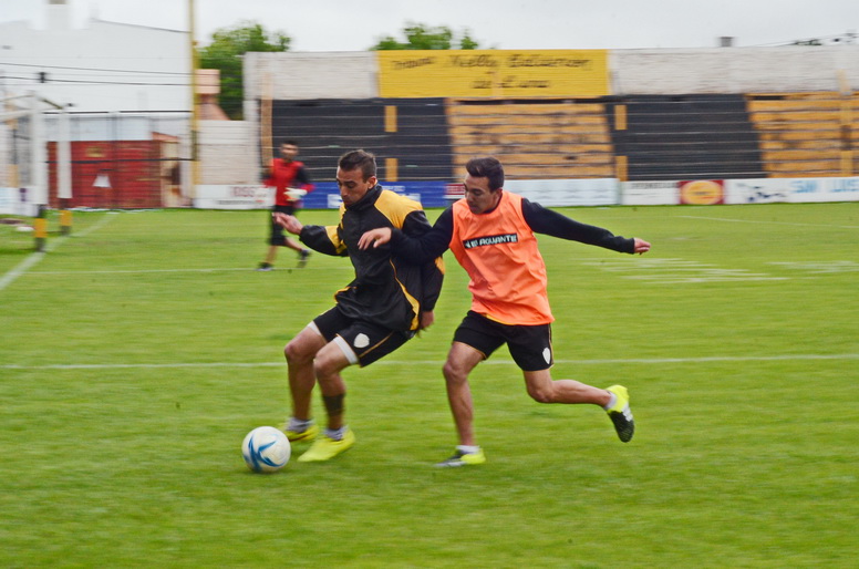 Newbery recibirá a Sarmiento de Leones