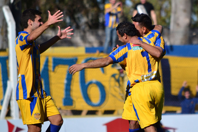 Juventud juega ante Deportivo Madryn .