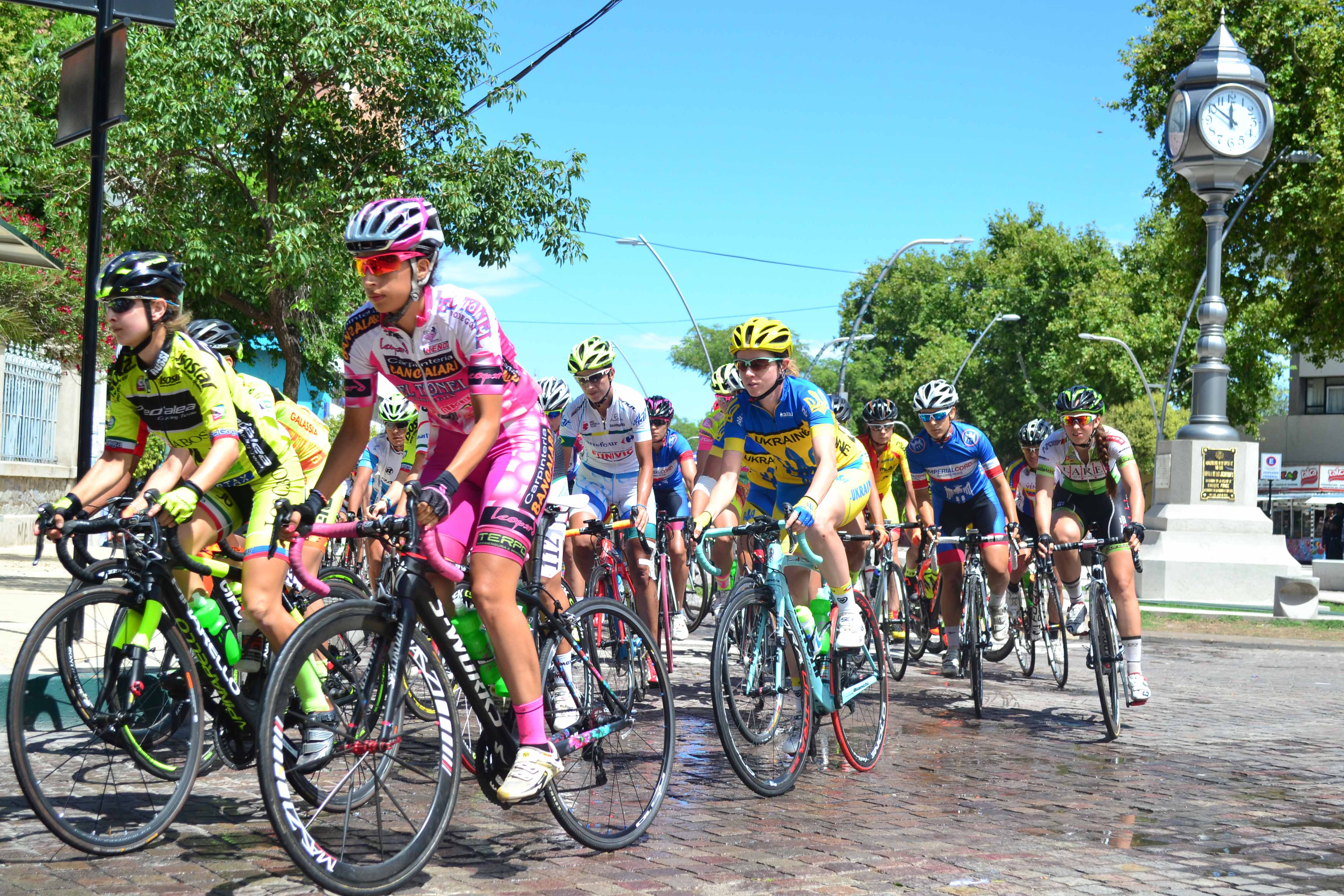 Katharine Hall es la nueva campeona del Tour Femenino de San Luis